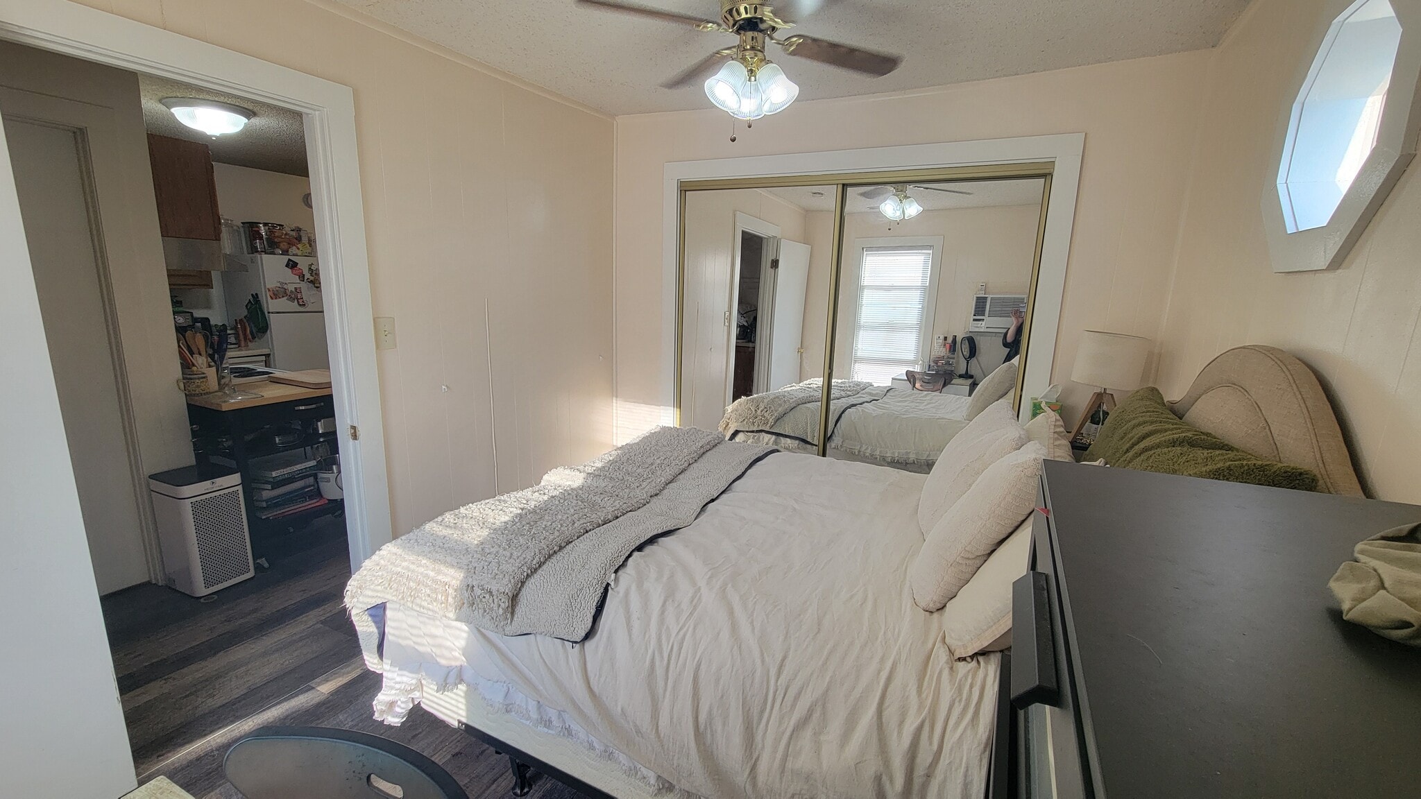 Building Photo - 1329 Connecticut St