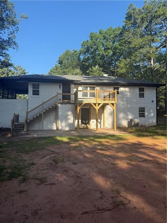 Building Photo - 1726 Centra Villa Dr SW