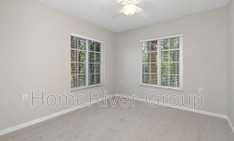 Building Photo - 9430 Ivy Brook Run