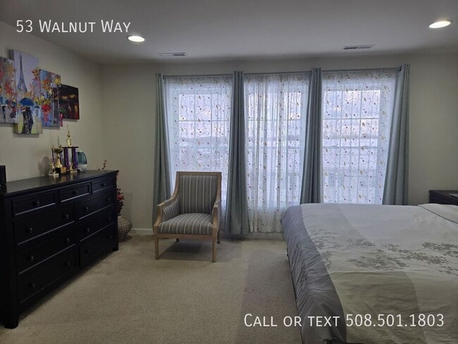 Building Photo - 53 Walnut Way