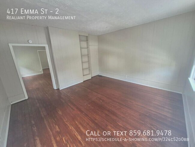 Building Photo - 417 Emma St