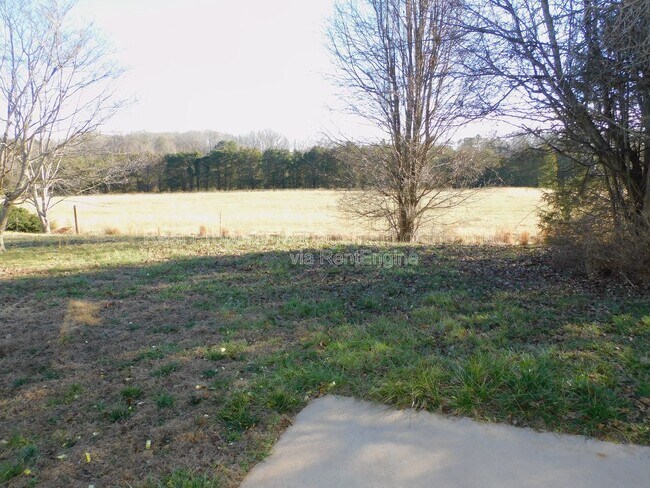 Building Photo - 600 Pecan Ridge Cir