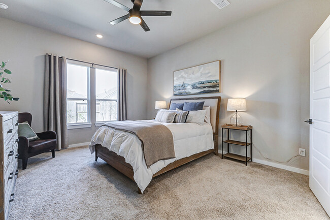 Building Photo - 31430 Vineyard Creek Dr