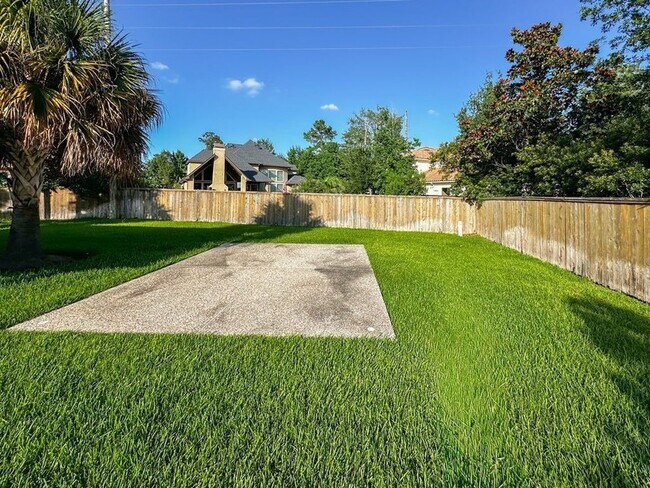 Building Photo - 14 Spincaster Drive