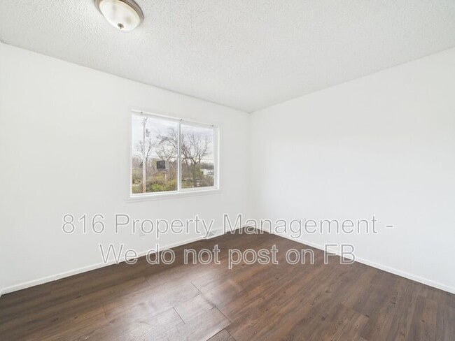 Building Photo - 10514 E 41st Terrace