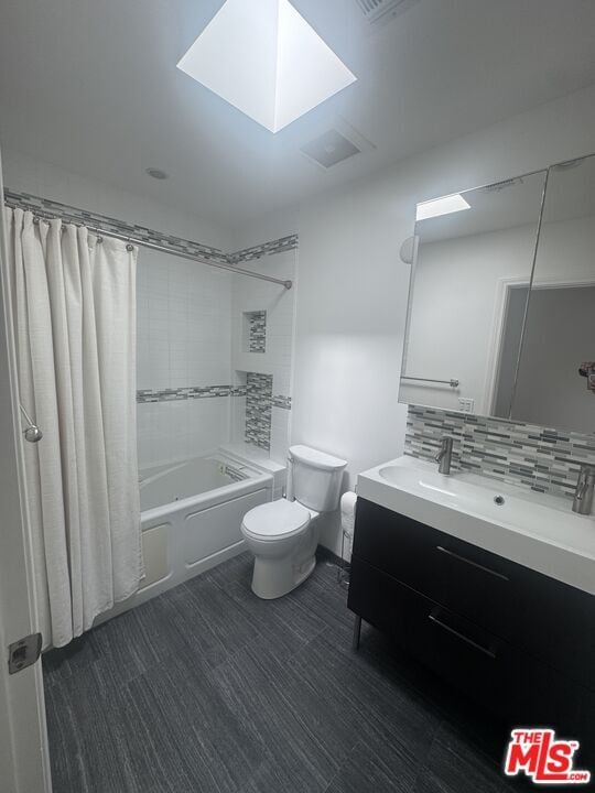 Building Photo - 1020 Moraga Dr