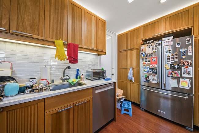 Building Photo - 26 Winfield St