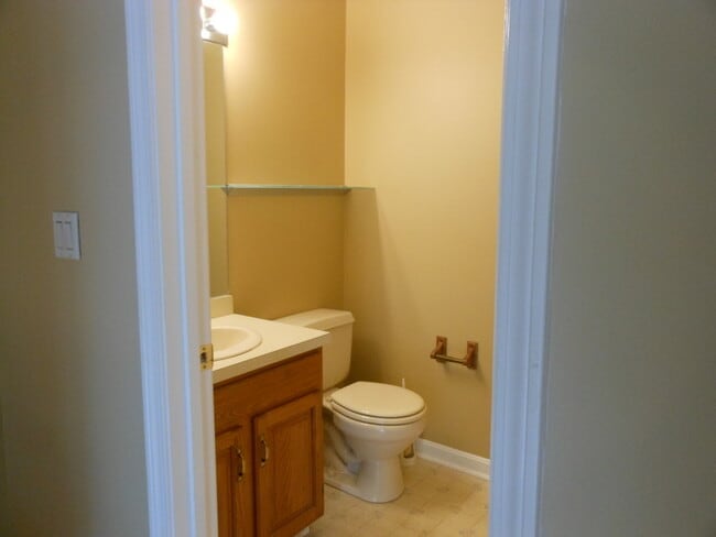 Building Photo - 14 Shoal Creek Rd