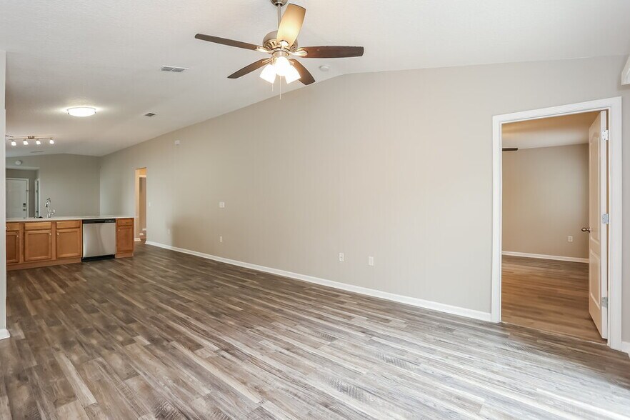 Building Photo - 3812 Evan Samuel Dr