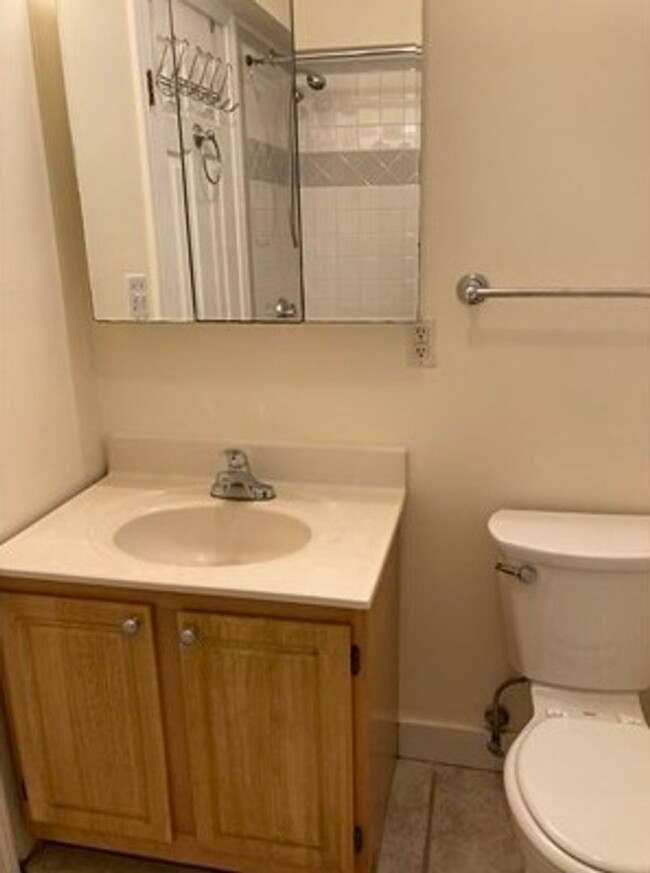 Building Photo - Brighton 4 Bed Available now