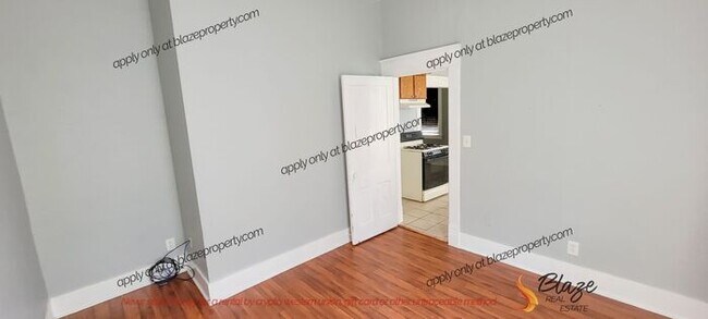 Building Photo - 3 Bedroom 1 Bathroom for rent
