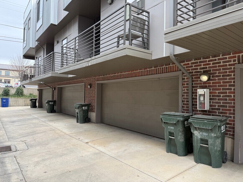 Building Photo - 1722 S 900 E