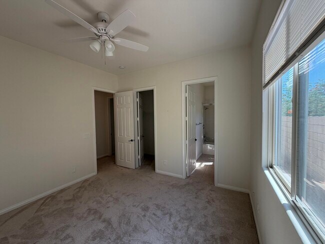 Building Photo - 52345 Shining Star Ln