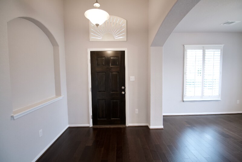 Building Photo - 383 Leadtree Loop