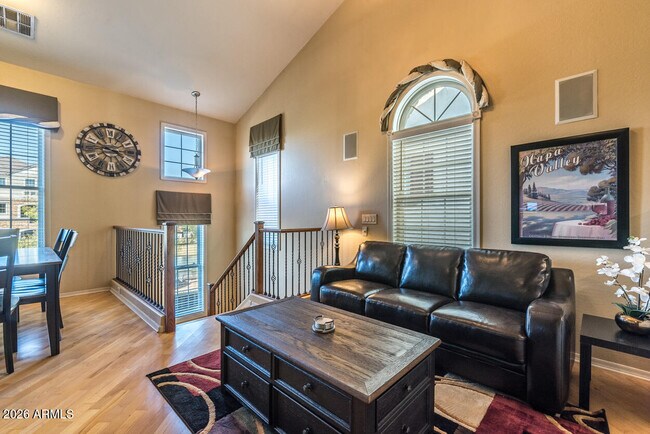 Building Photo - 1664 E Bridgeport Pkwy