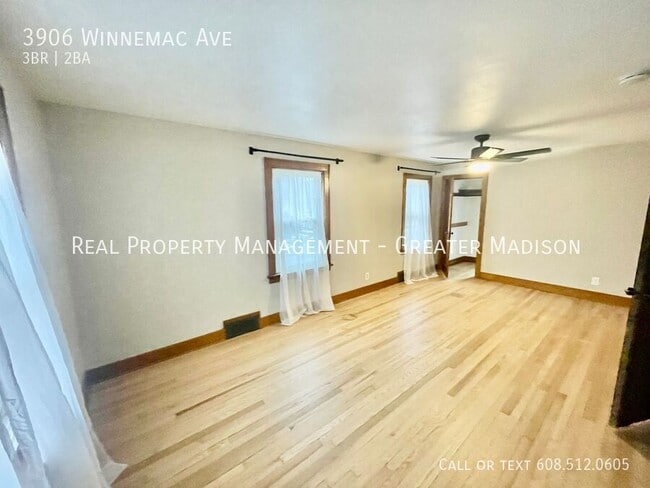 Building Photo - 3906 Winnemac Ave