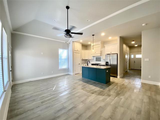 Building Photo - 411 Cleveland Rd