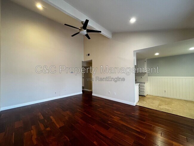 Building Photo - 700 W La Veta Ave