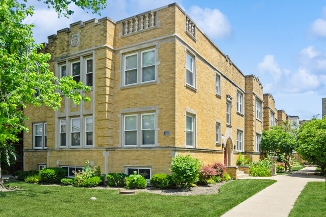Primary Photo - 4209 N Keystone Ave