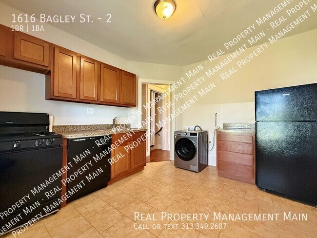 Building Photo - 1616 Bagley St