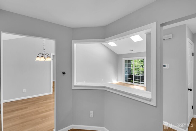 Building Photo - 2212 Candlelight Ct