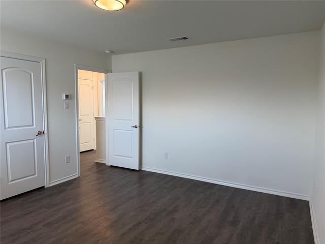 Building Photo - 2237 Diamond Dr
