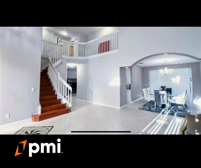 Building Photo - "Spacious 4-Bed, 3-Bath Retreat in Boynton Beach – 2,730 Sq. Ft. of Comfort!"