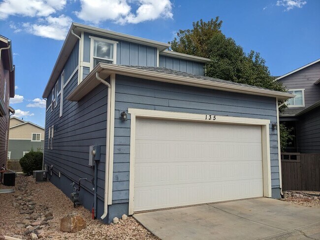Building Photo - Westside home in Desirable Gold Hill Mesa ...
