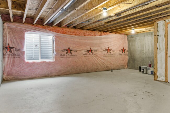 Building Photo - 367 Navigator Ct