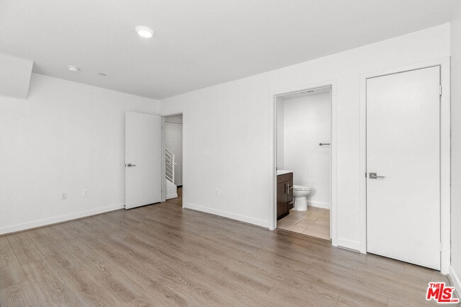 Building Photo - 2581 Arvia St