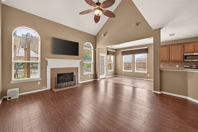 Building Photo - 4702 Autumn Orchard Ln
