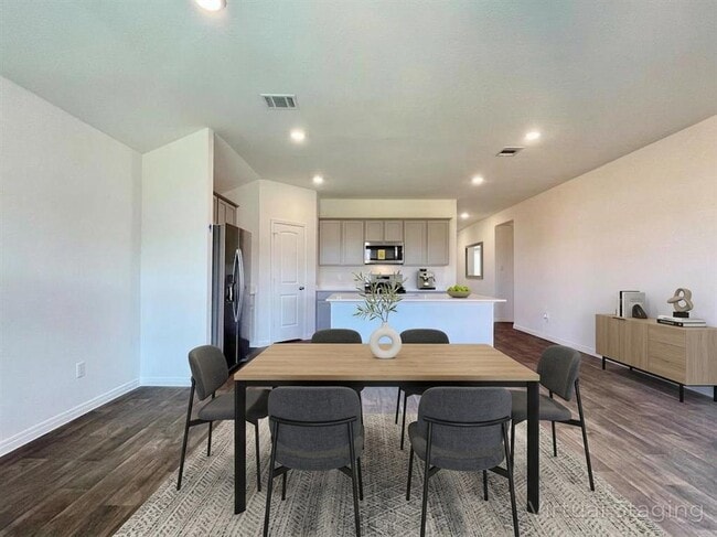 Building Photo - 152 Gablynn Cv