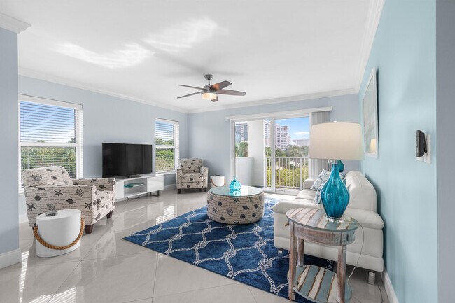 Building Photo - 950 Ponce De Leon Rd