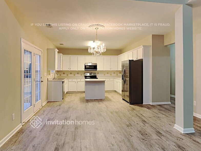 Building Photo - 1653 Broomfield Way