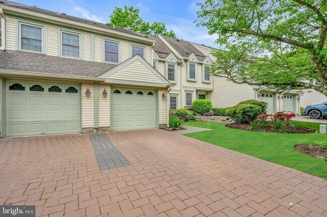 Building Photo - 31 Fair Acres Ct