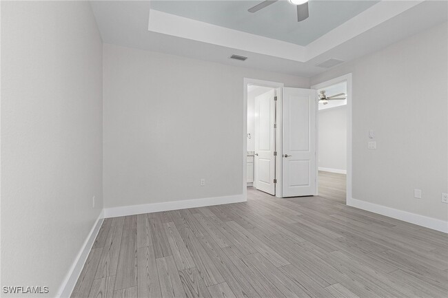 Building Photo - 26221 Sandhill Blvd