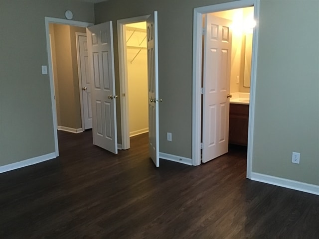 Building Photo - 8453 Trappers Ct