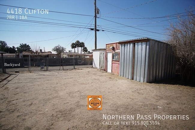 Building Photo - 4418 Clifton-