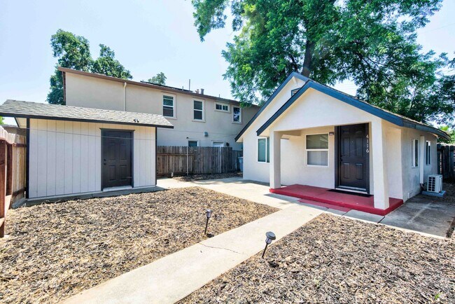 Building Photo - Rare Opportunity to Rent Main House and De...