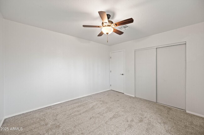 Building Photo - 2946 W Villa Maria Dr