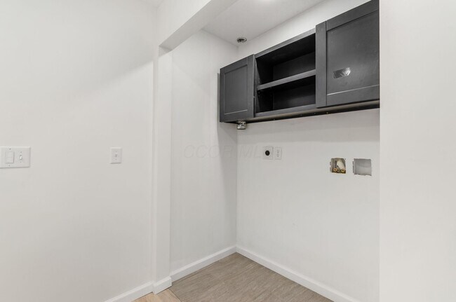 Building Photo - 2263 Dawnlight Ave