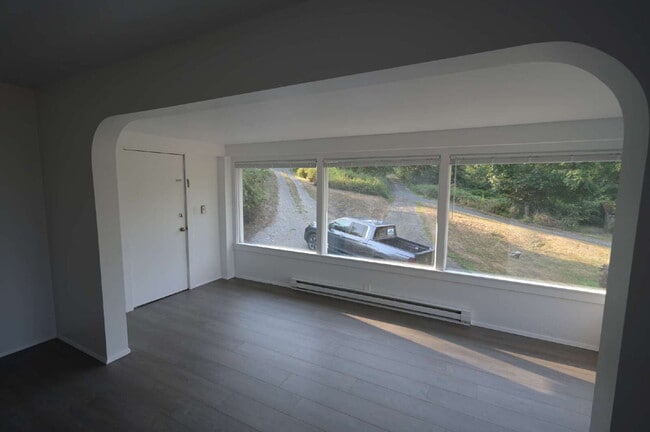 Building Photo - 2 bed 1.5 bath in Blyn