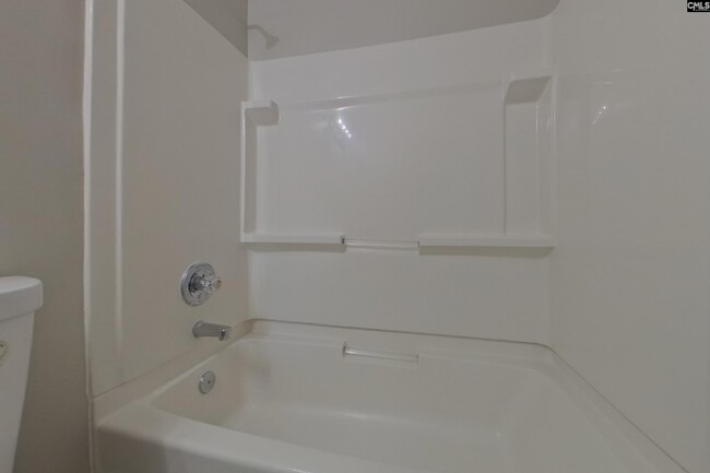 Building Photo - 521 Halleck Ln