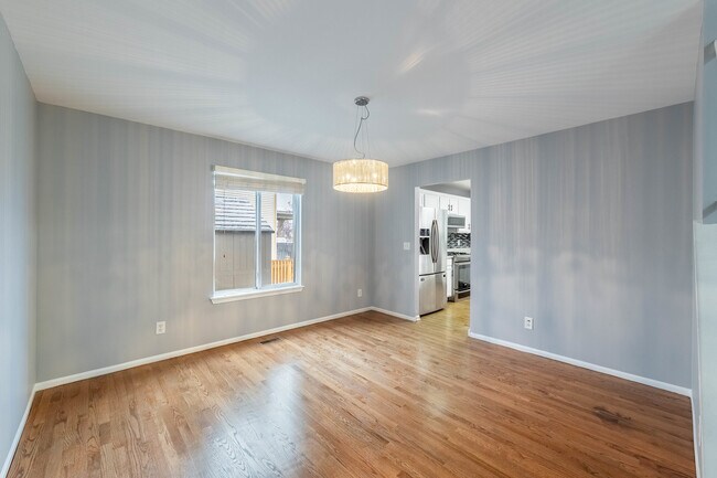 Building Photo - 438 Rachel Cir