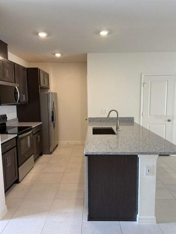 Building Photo - 2824 Moonshadow Ct