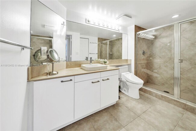 Building Photo - 2080 S Ocean Dr