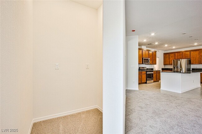 Building Photo - 7412 Legacy Pt St