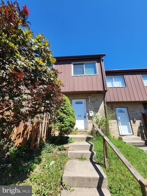 Building Photo - 8108 Salt Lake Dr