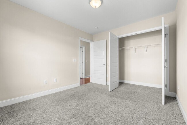 Building Photo - 6019 Virginia Pine Ave
