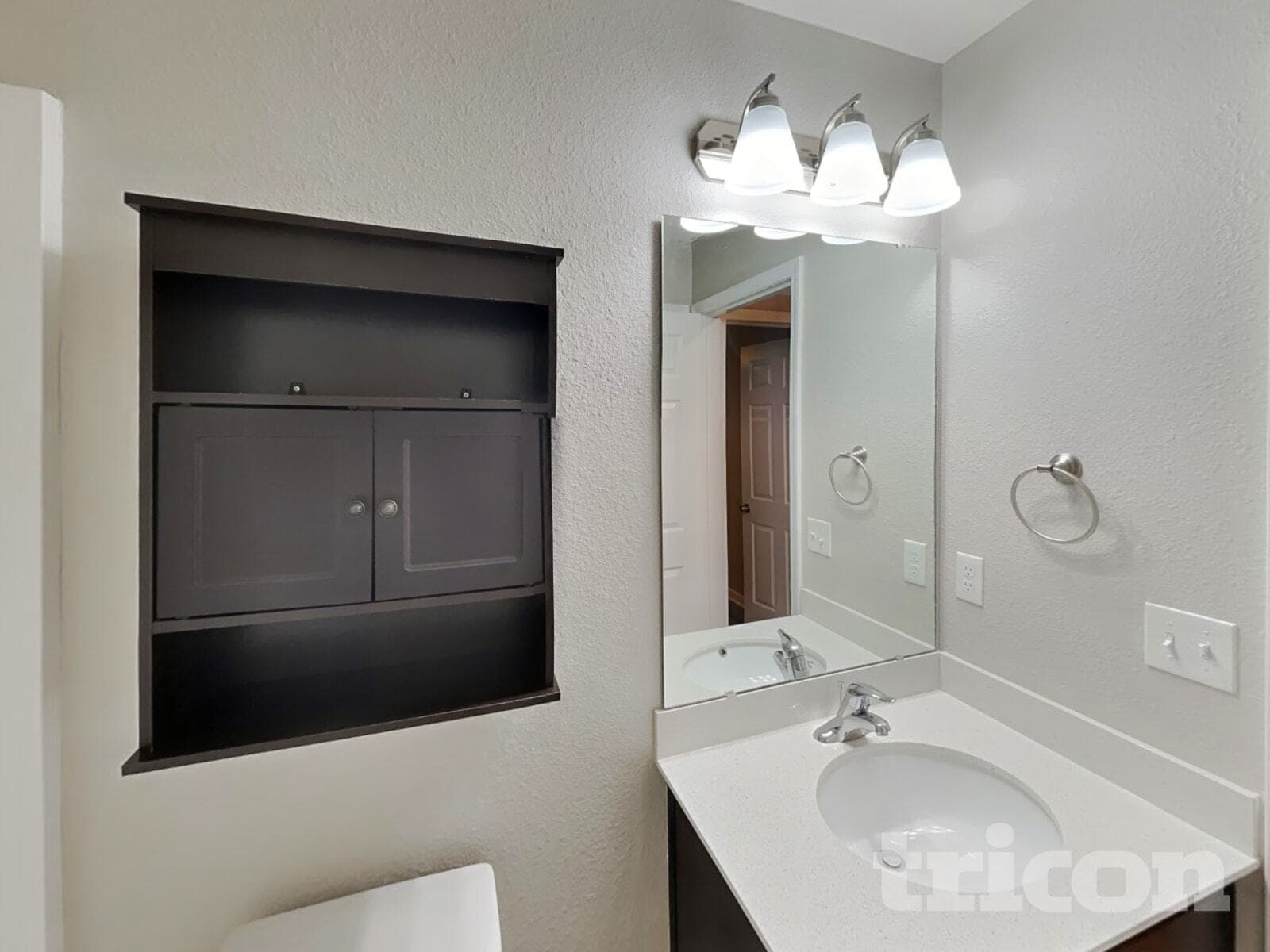 Building Photo - 77298 Mosswood Dr